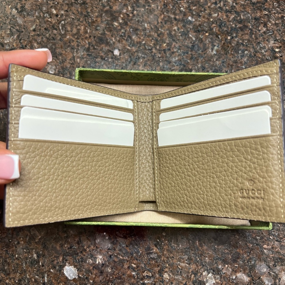 Gucci Beige Leather Card Holder Wallet NWT - Picture 4 of 6